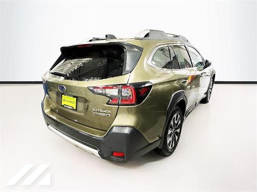 2023 Subaru Outback Touring XT