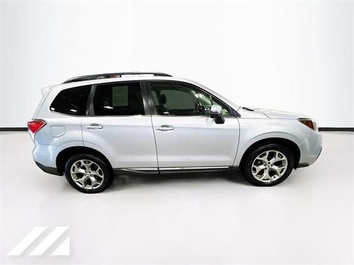 2017 Subaru Forester 2.5i Touring