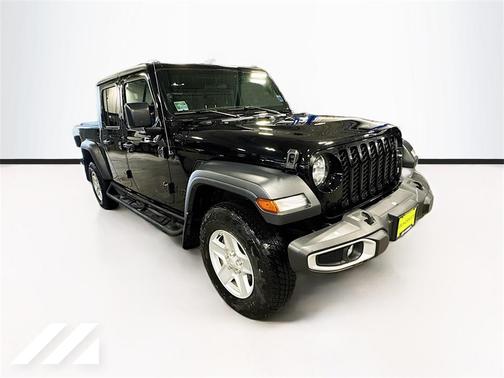 2023 Jeep Gladiator Sport