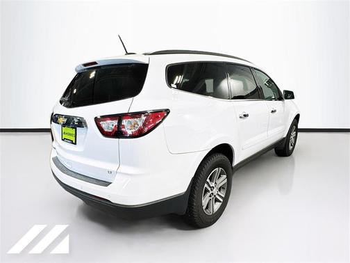 2017 Chevrolet Traverse 2LT