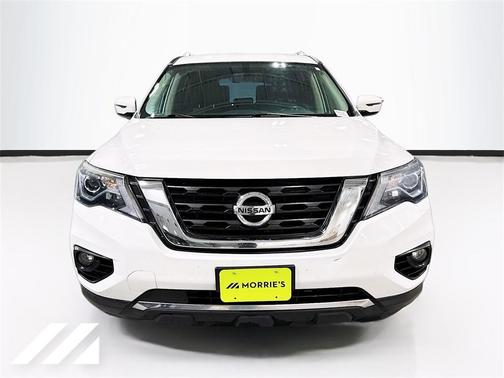 2018 Nissan Pathfinder SV
