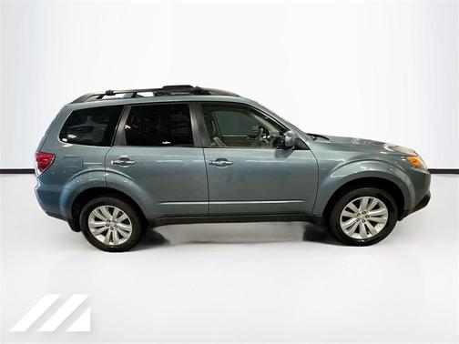2013 Subaru Forester 2.5X Limited