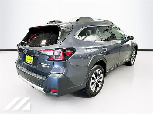 2023 Subaru Outback Touring