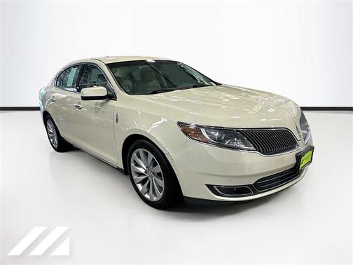 2016 Lincoln MKS Base