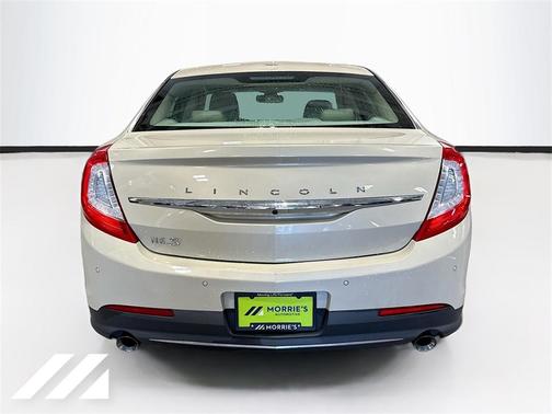 2016 Lincoln MKS Base