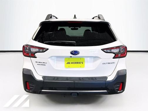 Crystal White Pearl 2022 Subaru Outback Premium