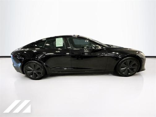 2024 Tesla Model S Base