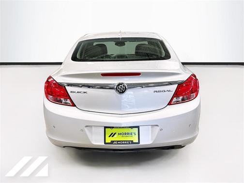 2012 Buick Regal Premium 1