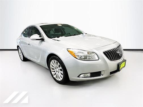 2012 Buick Regal Premium 1