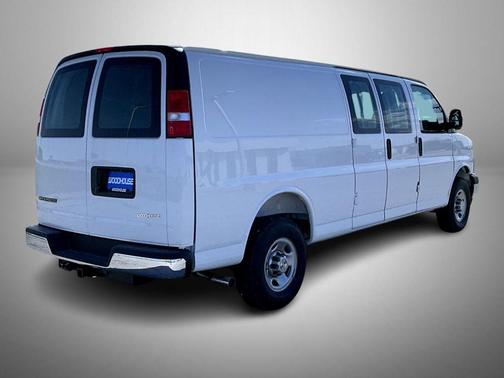 Summit White 2026 Chevrolet Express 2500 Work Van