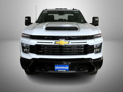 2026 Chevrolet Silverado 2500 Custom