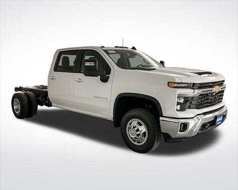 2025 Chevrolet Silverado 3500 LT