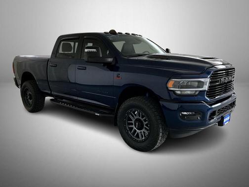 Patriot Blue Pearlcoat 2024 RAM 2500 Laramie Crew Cab 4x4 6'4' Box