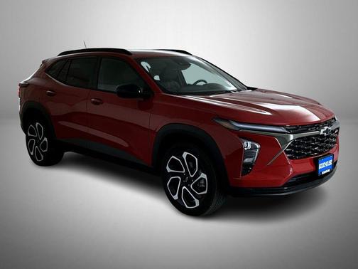 Apex Red 2026 Chevrolet Trax FWD 2RS