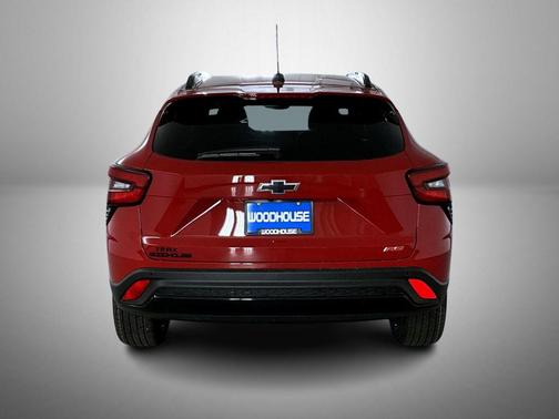 Apex Red 2026 Chevrolet Trax FWD 2RS