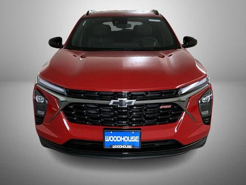Apex Red 2026 Chevrolet Trax FWD 2RS