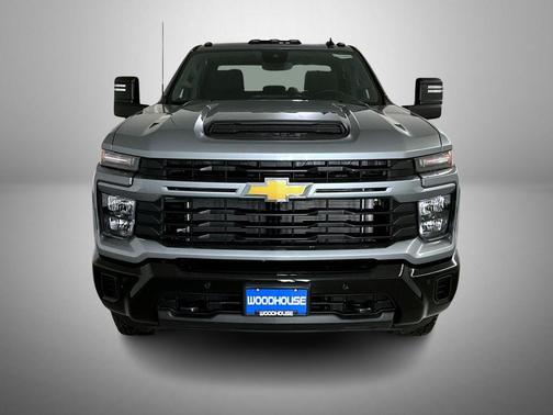2026 Chevrolet Silverado 2500 Custom