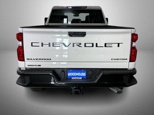 2026 Chevrolet Silverado 2500 Custom