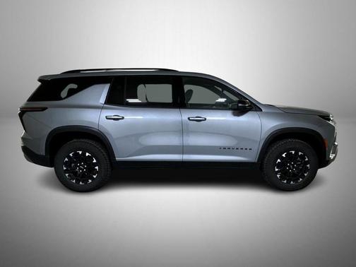 Sterling Gray Metallic 2027 Chevrolet Traverse AWD Z71