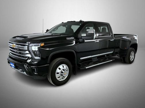 Black 2026 Chevrolet Silverado 3500 High Country