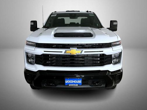 2026 Chevrolet Silverado 2500 Custom