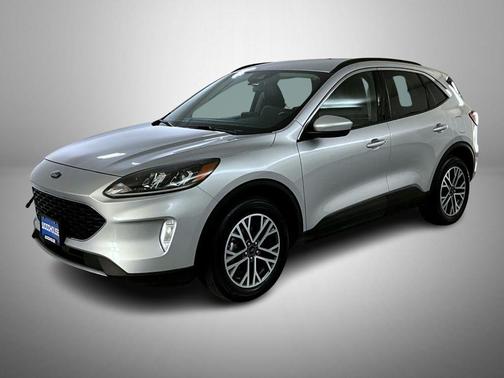 Ingot Silver Metallic 2020 Ford Escape SEL