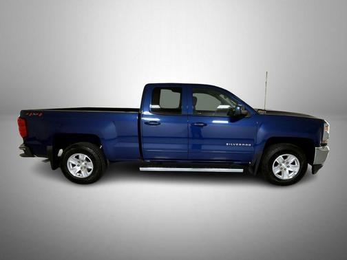 Deep Ocean Blue Metallic 2018 Chevrolet Silverado 1500 1LT