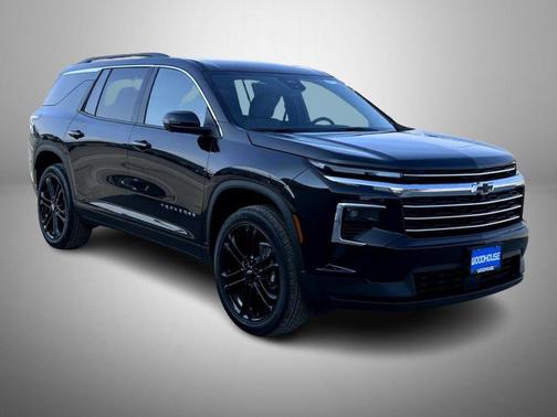 Mosaic Black Metallic 2026 Chevrolet Traverse LT
