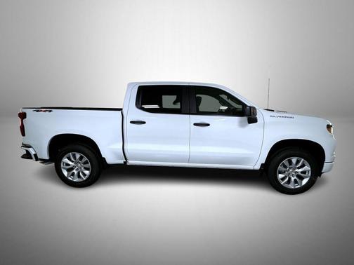 Summit White 2026 Chevrolet Silverado 1500 Custom