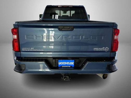 Lakeshore Blue Metallic 2026 Chevrolet Silverado 3500 High Country