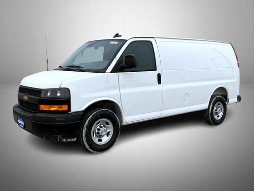 2025 Chevrolet Express 2500 RWD 2500 Regular Wheelbase WT