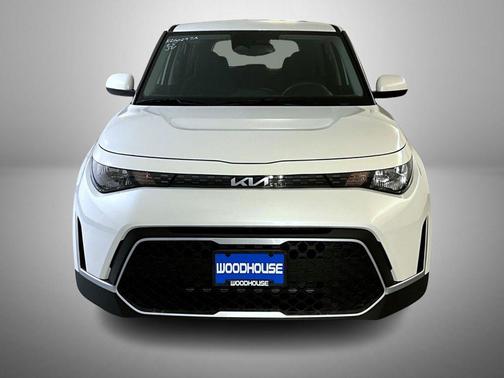 Snow White Pearl 2025 Kia Soul S