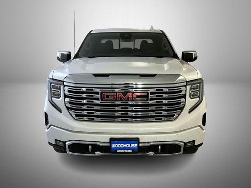 White Frost Tricoat 2022 GMC Sierra 1500 Denali