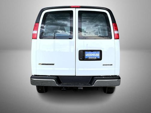 Summit White 2026 Chevrolet Express 2500 Work Van
