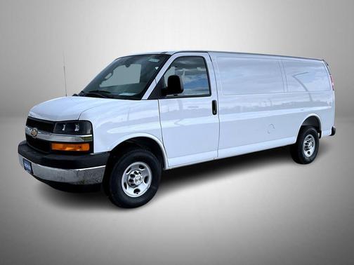 Summit White 2026 Chevrolet Express 2500 Work Van
