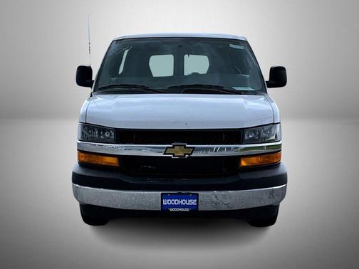 Summit White 2026 Chevrolet Express 2500 Work Van