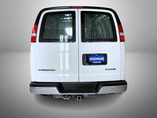 2025 Chevrolet Express 3500 RWD 3500 Regular Wheelbase WT