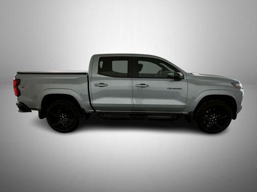 Sterling Gray Metallic 2024 Chevrolet Colorado Z71