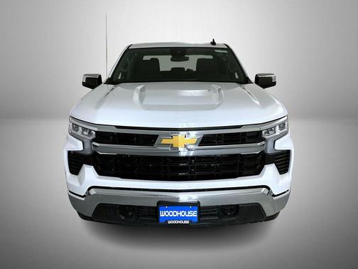 Summit White 2026 Chevrolet Silverado 1500 LT