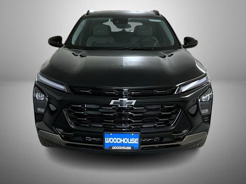 Mosaic Black Metallic 2026 Chevrolet Trax FWD ACTIV