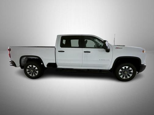 2026 Chevrolet Silverado 2500 Custom