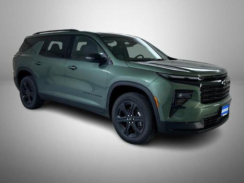 Trillium Green Metallic 2027 Chevrolet Traverse LT