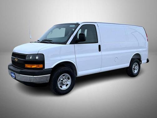 2026 Chevrolet Express 2500 2500 Regular Wheelbase, WT, RWD