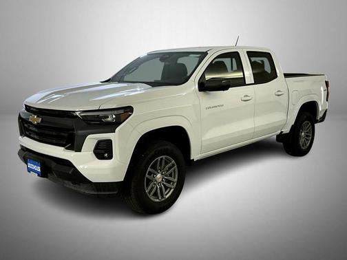 Summit White 2026 Chevrolet Colorado LT