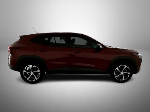 Crimson Metallic 2024 Chevrolet Trax FWD 1RS
