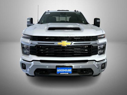 Summit White 2026 Chevrolet Silverado 2500 LT