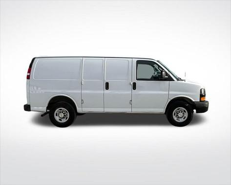 2022 Chevrolet Express 2500 RWD 2500 Regular Wheelbase WT