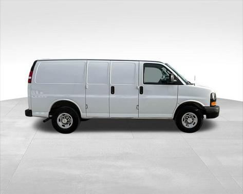 2022 Chevrolet Express 2500 RWD 2500 Regular Wheelbase WT