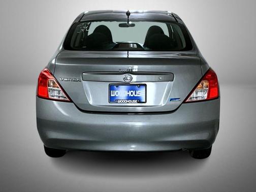 2014 Nissan Versa 1.6 S