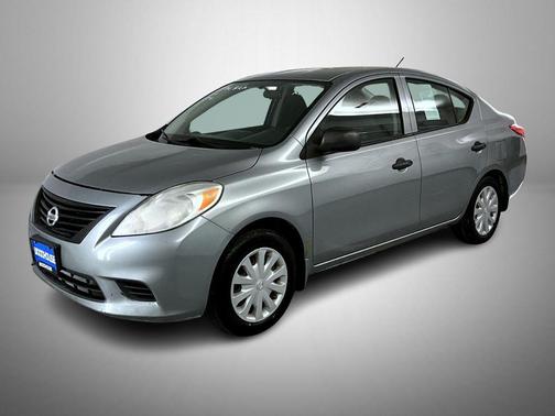 2014 Nissan Versa 1.6 S